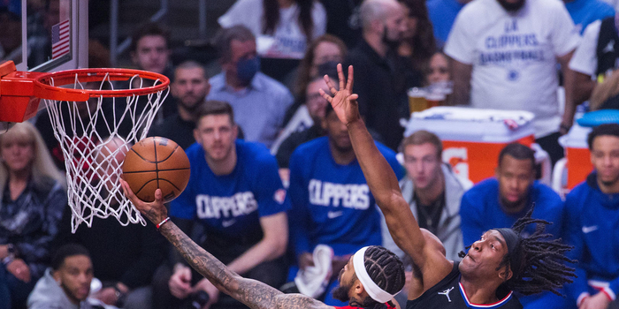 湖人快船薪资结构大比拼豪阵背后的运营智慧与未来选秀权博弈