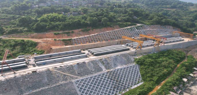 228国道苍南龙沙至岱岭段工程2号预制梁场 摄影：黄世镛