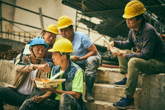 《做工的人》剧照