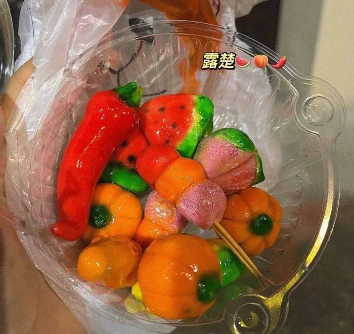 △来源：微博@-谢E滢-