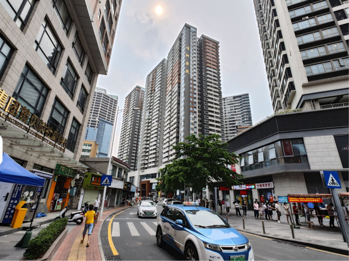 △黄贝岭街景。总台央广中国之声记者管昕摄