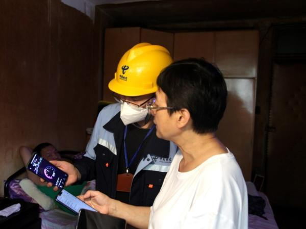 上海电信面向全市个人与家庭客户，免费提供有线宽带及无线Wi-Fi测速服务。