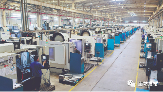 图为京南·固安高新区新兴园河北航天振邦精密机械有限公司数控加工车间。陈童 摄