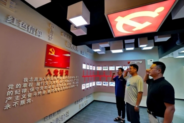 村史馆内一角。