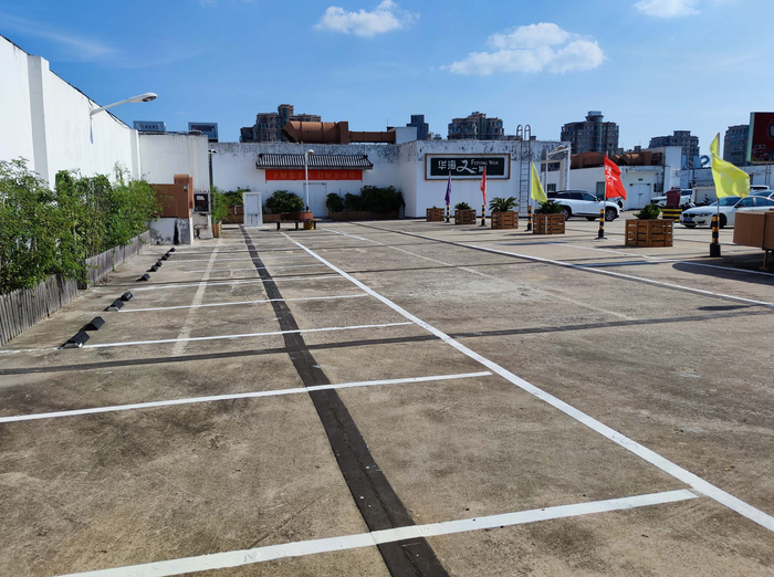 华海又一城商业广场改造后增加了部分停车位