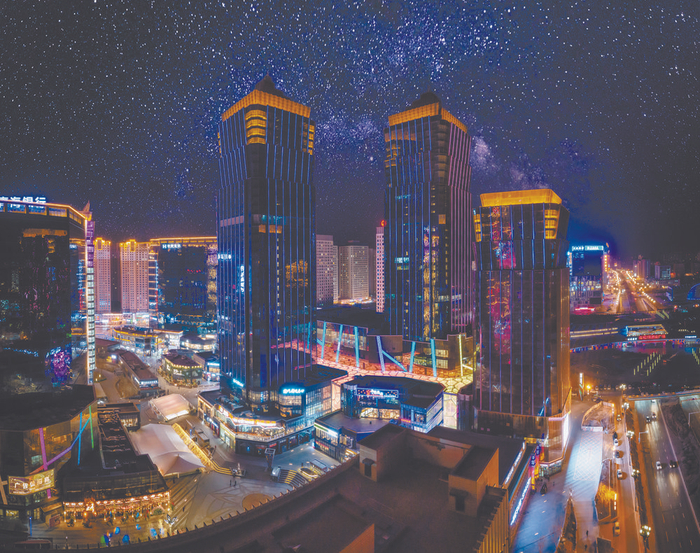     夜晚的唐道637。  西宁市委宣传部供图