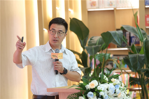 　　北京师范大学教育学部教授桑国元