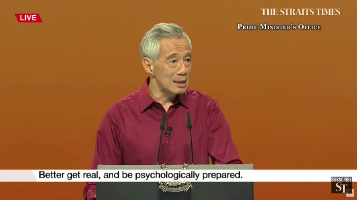 李显龙21日晚在新加坡国庆群众庆祝大会演讲 图源：《海峡时报》引自新加坡总理办公室直播视频截图