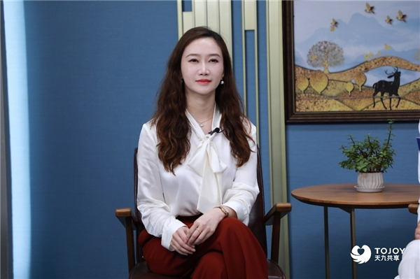 　　康老板商城总裁郑茜瑶介绍康老板商城