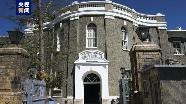 △一座普通的庭院和一栋不起眼的二层小楼，这就是阿富汗国家博物馆所在地