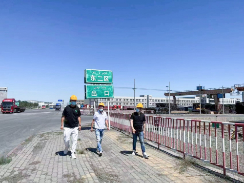 　　考察调研宝钢集团新疆八一钢铁有限公司