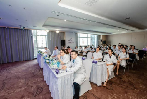 　　众多医师参与了此次盛会