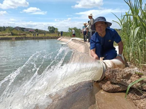 8月22日拍摄的常宁市抽水保灌现场图。（衡阳市应急管理局供图）