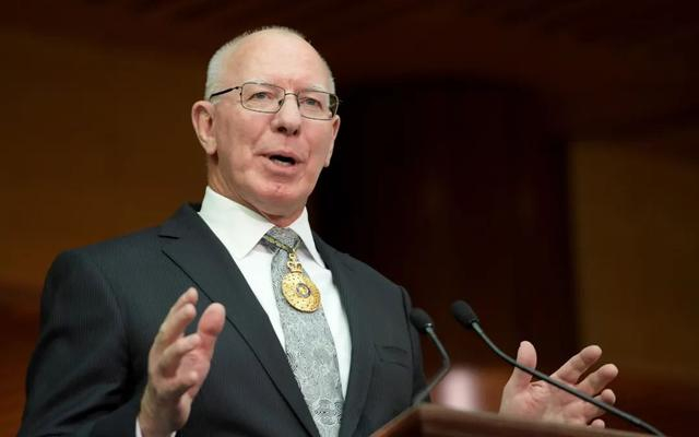 当地时间2019年7月1日，澳大利亚堪培拉，新任澳大利亚总督戴维·赫尔利出席一个招待会。图/视觉中国