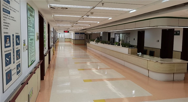 　　中国医科大学附属第一医院皮肤科病房