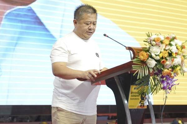 　　甜啦啦董事长王伟