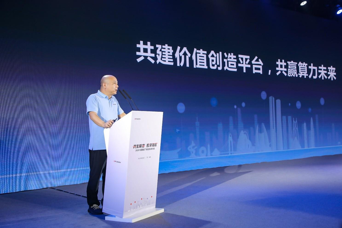 　　超聚变广东区域总经理圣国