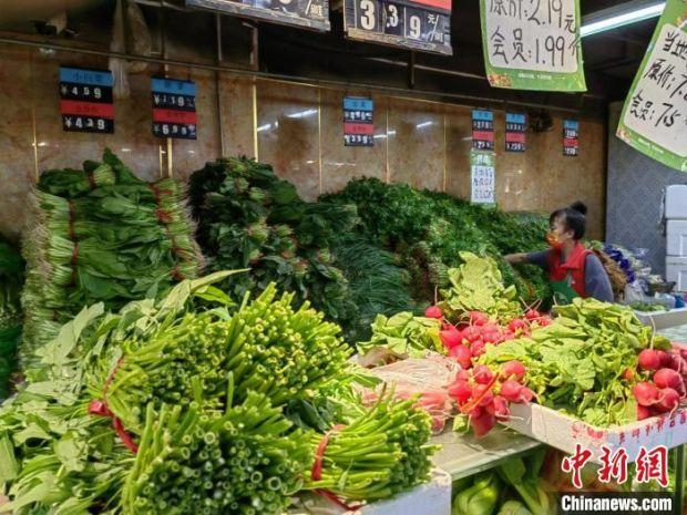 8月30日，沈河区大西路一处万佳开心农场门店早晨7：30左右的经营情况。　沈阳市商务局供图