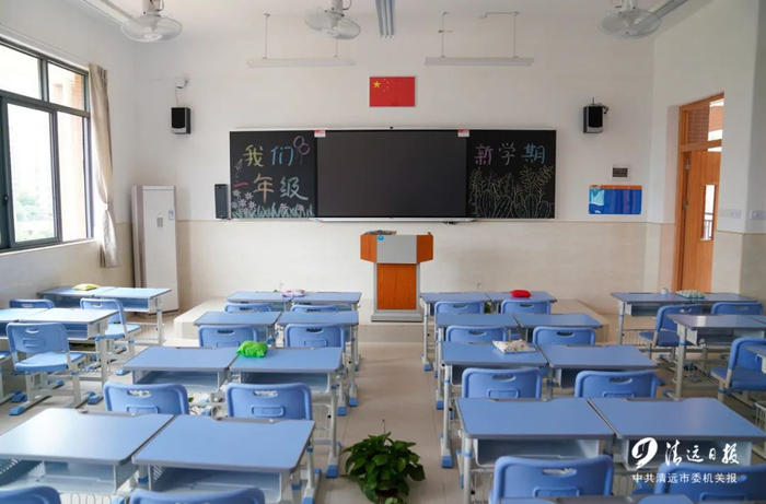 新北江小学卧龙校区崭新的课室。（摄影：清远日报记者 邱炜民）