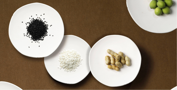 　　图片：好事花生秋冬元素 芝麻 白糯米 莲子 花生