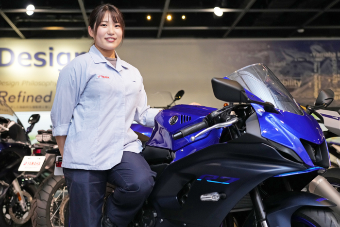 　　现担任PF车辆开发统括部车辆实验部开发骑手的中山爱理