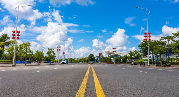 奥体中心  罗锦屏 摄