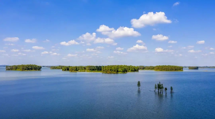 鹤地水库  罗锦屏 摄