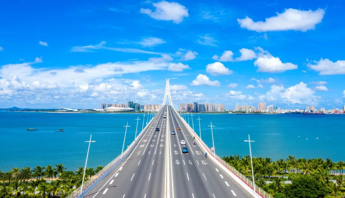 湛江海湾大桥  罗锦屏 摄