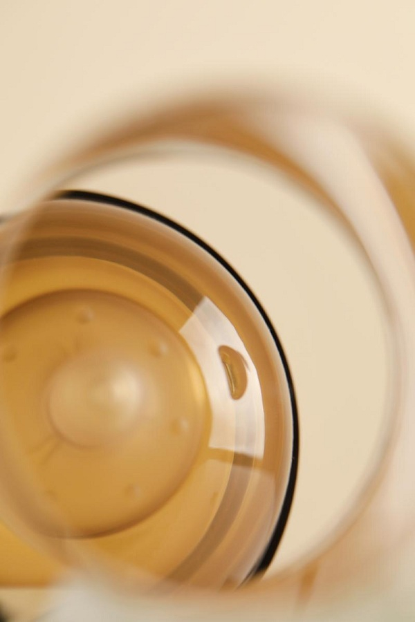 　　世喜大棕瓶局部图