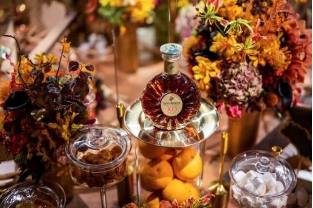 　　图4：香气馥郁、口感醇厚的人头马X.O一直收到消费者们的喜爱