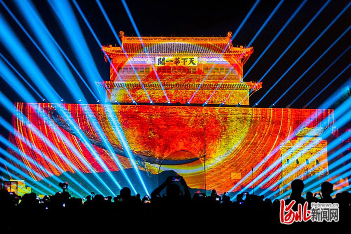 山海关区大力发展“夜经济”。通讯员孙航摄