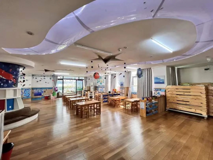 ▲我喜欢这里的“时空隧道”！