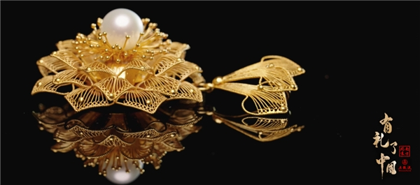 　　繁花吐蕊|程淑美设制