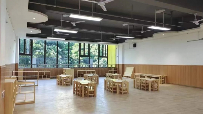 ▲明亮宽敞的教室