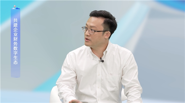 　　广发银行广州分行平台创新金融部总经理 容斌