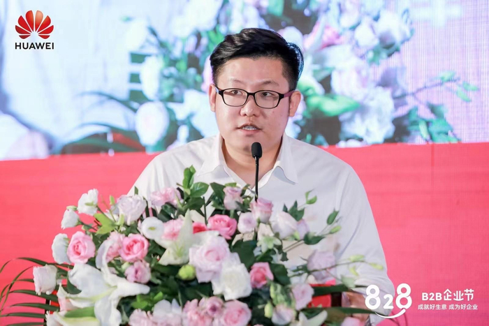 　　吴中经开区管委会数科公司招商投促部副主任钱闻达