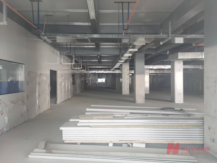 　　铜川市新区新材料产业园区光电子集成产业园8号楼内部图