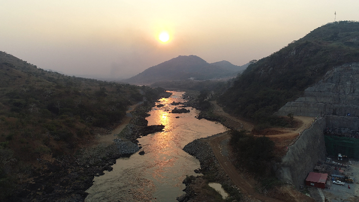 图为安哥拉“母亲河”宽扎河。（中国能建葛洲坝集团供图）