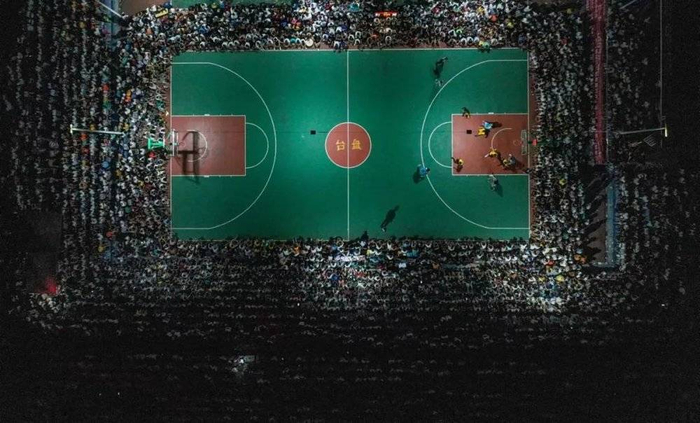 贵州云盘村的“村BA”突然火了，让我们重新审视中国民间体育。/ 摄影：姚顺韦