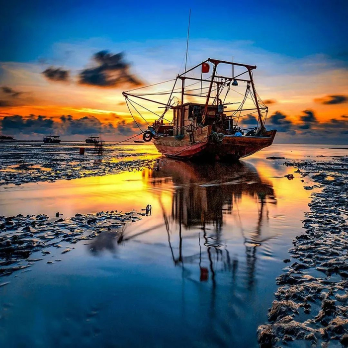 东海岛皮僚湾。关威 摄