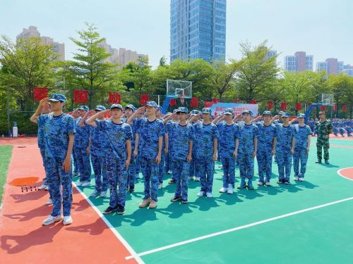 　　军训正式开启