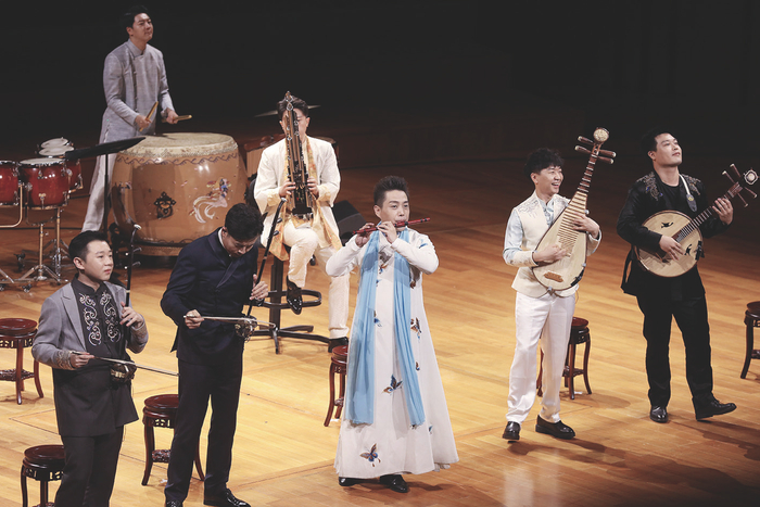 男子室内乐组合“青衫渡” 卢旭/摄