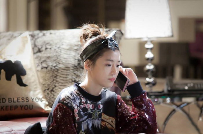 《来自星星的你》剧照