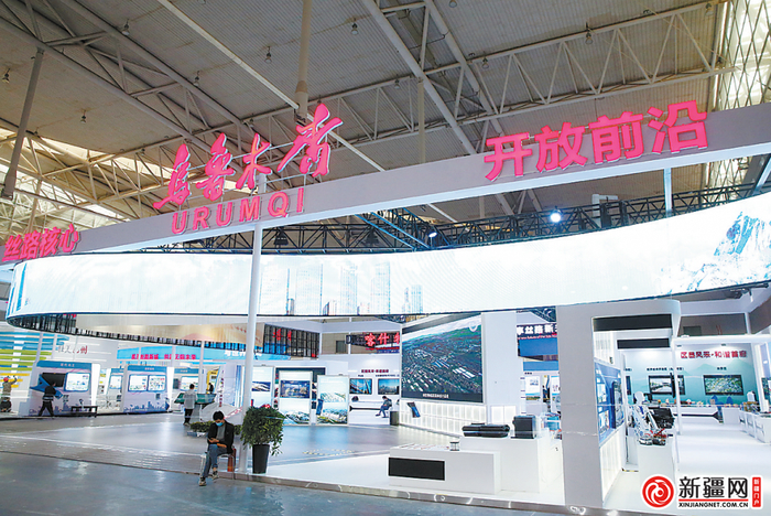 第七届中国—亚欧博览会乌鲁木齐展区。（全媒体记者陈岩摄）