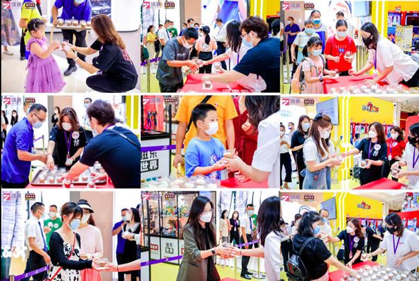 　　全民分享12周年生日蛋糕