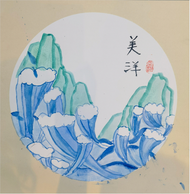 　　汉翔书法教育带领学生们进行创作