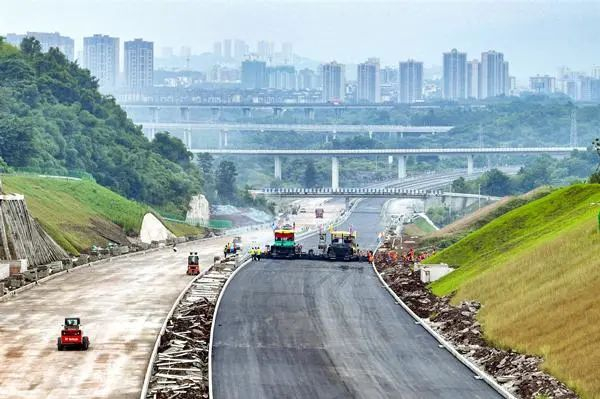 快速路一纵线北碚段 秦廷富 摄