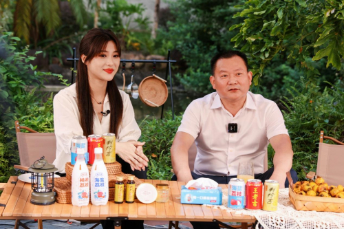 　　广州市协作办副主任陈震分享穗黔协作工作情况