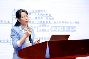 　　▲方正电子印捷业务产品总监 靳淑婷