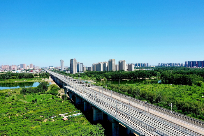 京唐城际铁路正在加快建设。（资料图）记者 常鸣/摄